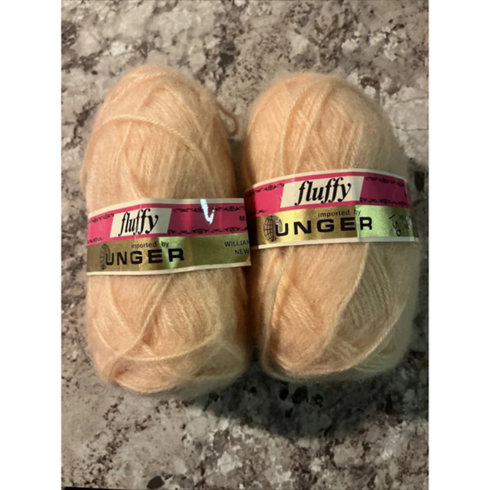 VTG Unger Fluffy‎ Yarn 100% Acrylic France Light Peach Apricot #470 Lot Of 2-NEW